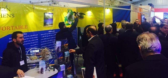 حضور معاون وزیر مسکن در نمایشگاه برای دستگاه زباله خرد کن مدرن کیچنز حضور معاون وزیر مسکن در نمایشگاه برای دستگاه زباله خرد کن مدرن کیچنز